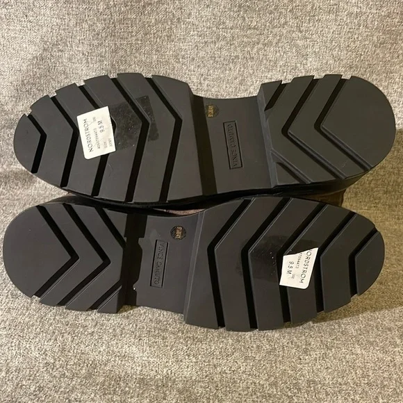 Vince Camuto Neframes Booties. NWT - Picture 6 of 7